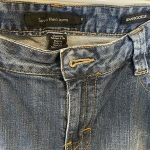 Calvin Klein Midrise Lean Bootcut Jeans